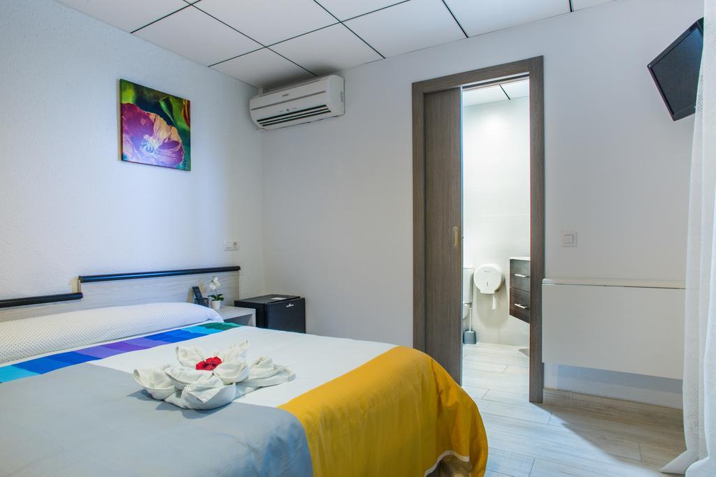 Hostal Pardo Миами-Плайя Экстерьер фото