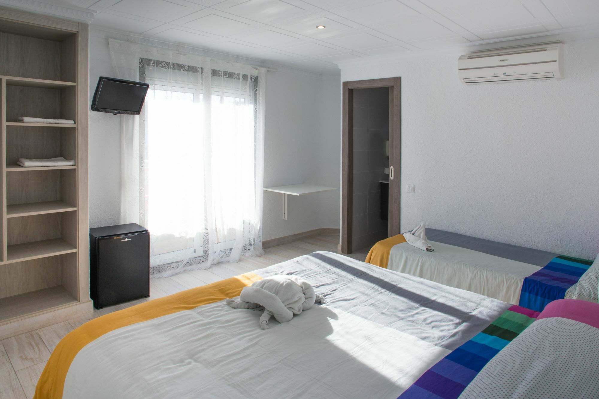 Hostal Pardo Миами-Плайя Экстерьер фото